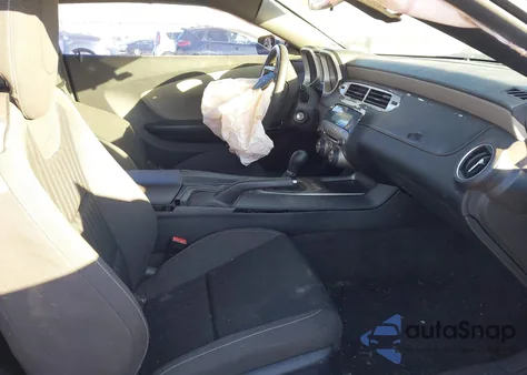 2014 Chevrolet Camaro 1Ls z USA, uszkodzony, nr VIN 2G1FE1E32E9256814